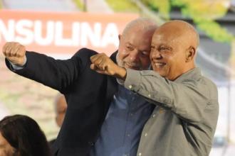 Ídolo do Atlético rouba a cena em agenda de Lula em BH
