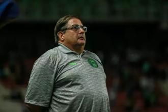Coritiba demite comissão técnica e anuncia treinador interino