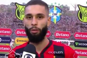 Ex-Cruzeiro invade entrevista de jogador do São Paulo e protesta contra arbitragem