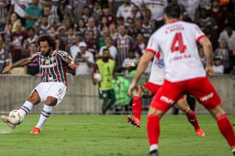 Marcelo faz golaço, e Fluminense vence Cerro Porteño pela Libertadores