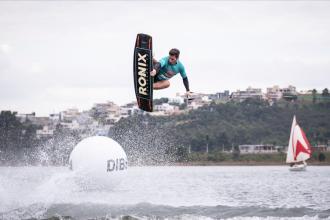 Lagoa dos Ingleses recebe campeonato mundial de wakeboard
