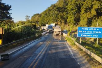 Após intervenção do DNIT, trânsito da BR-381 em Jaguaraçu é liberado
