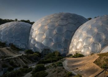 Como as cúpulas do Eden Project ficam tão leves