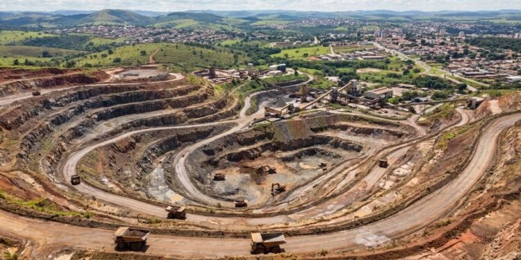 Guarda a maior reserva mundial de nióbio e reúne produtores de 19 países em torno do queijo: a cidade do hotel-castelo com jardins de Burle Marx fica no Alto Paranaíba