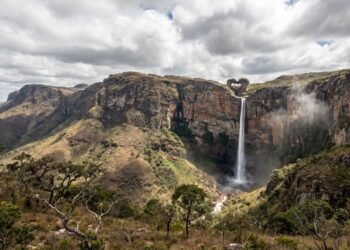 Conceição do Mato Dentro mistura serras, nascentes e natureza preservada //