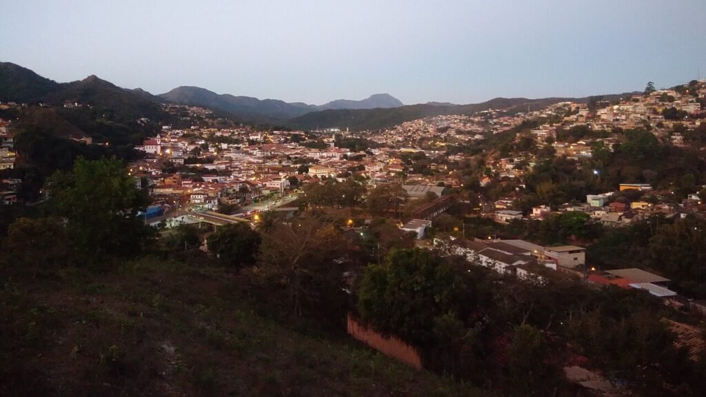 Sabará chama atenção pela cultura e pela identidade local // Créditos: Wikipedia / Wikimedia Commons