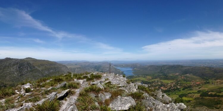 Serra do Cipó reúne natureza, serras e paisagens mineiras // Créditos: Wikipedia / Wikimedia Commons