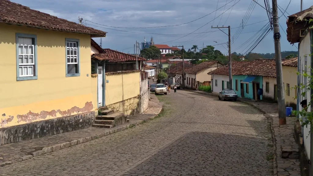 Catas Altas se destaca pelas serras e pelo ambiente tranquilo //