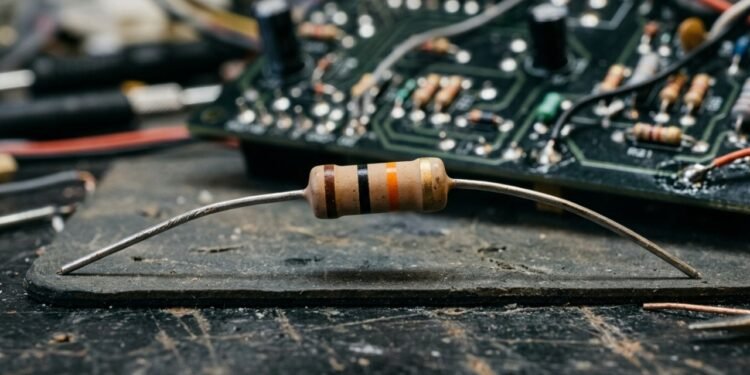 Cada cor ocupa uma posição e transforma pequenas faixas em um valor elétrico