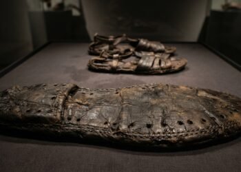 O couro preservado em um forte romano trouxe medidas que fogem do padrão conhecido
