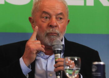 Governo federal emite comunicado para todos os idosos acima de 60 anos Créditos: depositphotos.com / thenews2.com