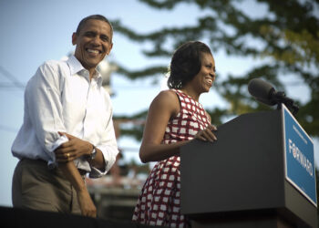 fortuna de Barack e Michelle Obama - crédito - Photograph by Scout Tufankjian for Obama for America - flickr