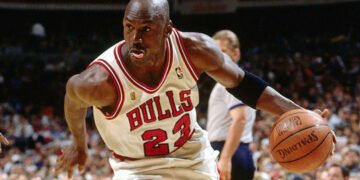 Michael Jordan: Uma Lenda Além das Quadras! Confira!