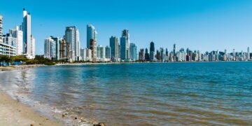 Conheça o paraíso no Brasil que conquistou o título de Dubai brasileira
