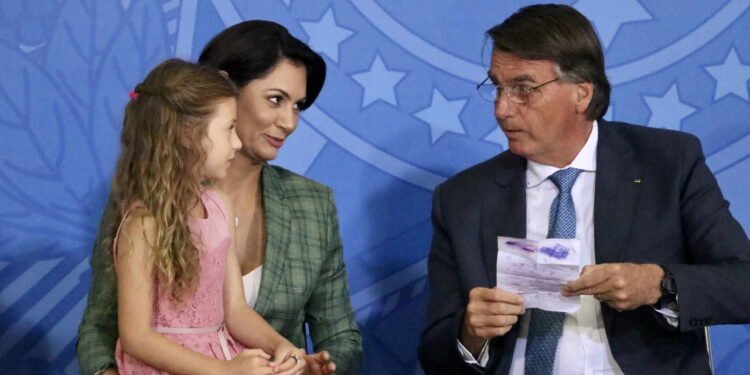 Ex Presidente Jair Bolsonaro - Créditos: depositphotos.com / thenews2.com