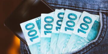 Adeus, fórmula antiga! O novo cálculo do salário mínimo e seus impactos no Brasil