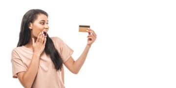 Adeus, surpresas na fatura, controle total do seu limite no cartão de crédito