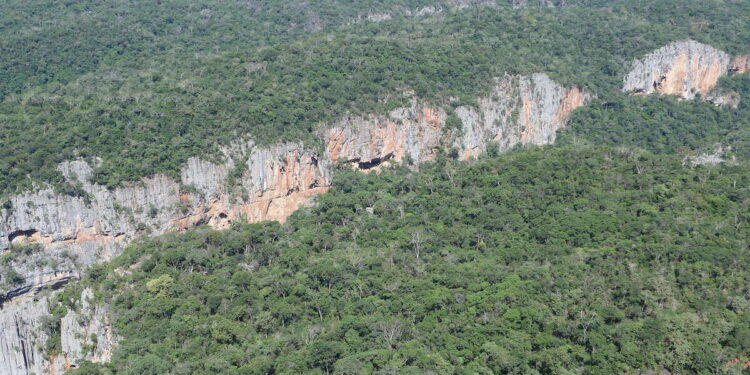 Parque_Nacional_Cavernas_do_Peruacu - Wikimidia Commons