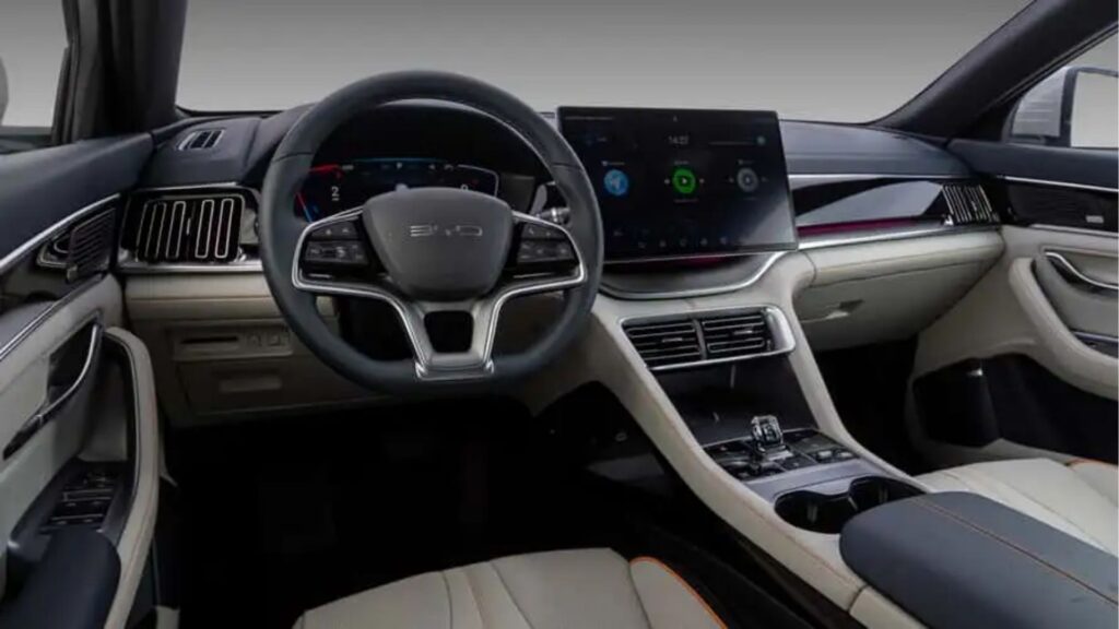 BYD Song Plus Premium 2025: Autonomia de 960km e 324 cavalos!