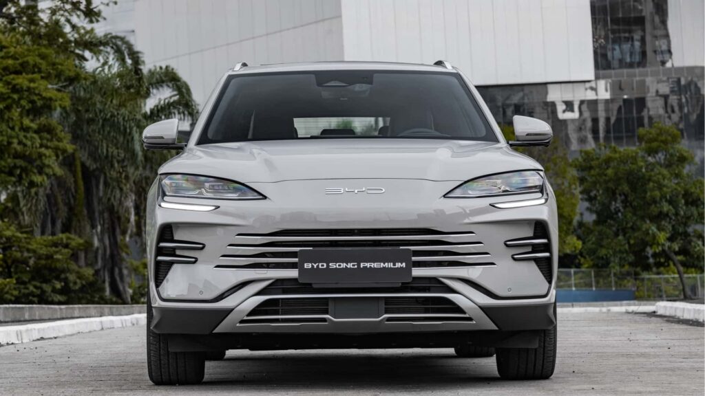 BYD Song Plus Premium 2025: Autonomia de 960km e 324 cavalos!
