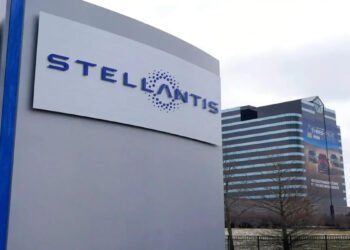 Futuro Sustentável: Stellantis Investe em Tecnologia Híbrida para o Brasil em 2025