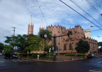 Qual a história por trás do nome “Ourinhos”?