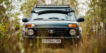 Carros que não morrem nunca! Veja os modelos que continuam sendo produzidos há décadas!