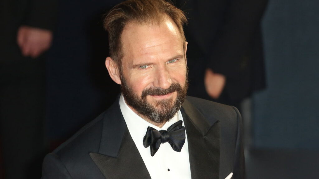 O Homem por Trás da Máscara de Lord Voldemort