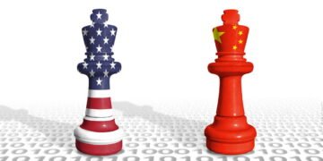 Do elogio à competição: Como a DeepSeek está desafiando a OpenAI e agitando o mercado global de IA