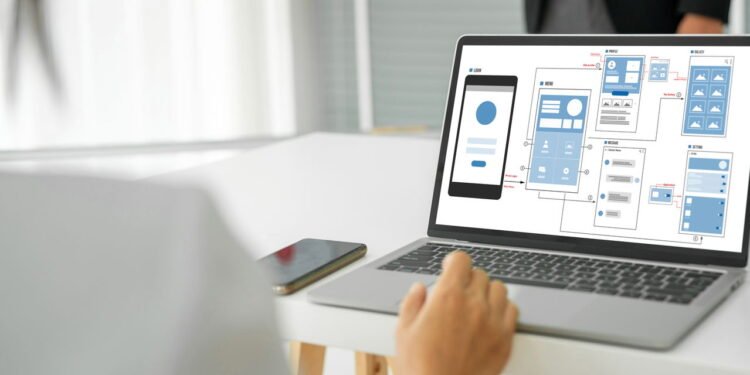 Imagem ilustrativa de usuário trabalhando no computador - Créditos: depositphotos.com / BiancoBlue