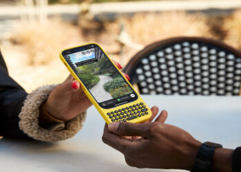 Clicks lança nova geração de capinhas com teclado para smartphones Android