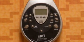 Discman! A revolução musical dos anos 90 e seu legado