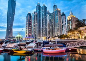 O que torna Dubai um dos destinos mais luxuosos do mundo?