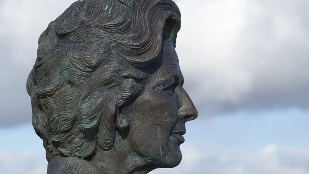 As decisões mais controversas e marcantes de Margaret Thatcher