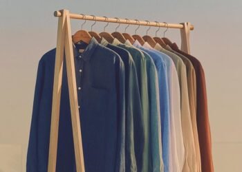 Cores vibrantes e tecidos leves! A fórmula do sucesso no verão 2025