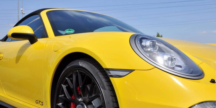 Porsche - Créditos: depositphotos.com / Tadeas