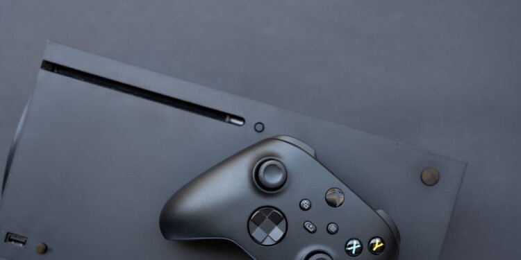Microsoft suspende vendas do Xbox Series X no Brasil e estratégia levanta dúvidas