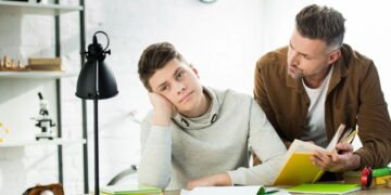 Geração Z adota a ‘Segunda-Feira Mínima’ para amenizar estresse das segundas!