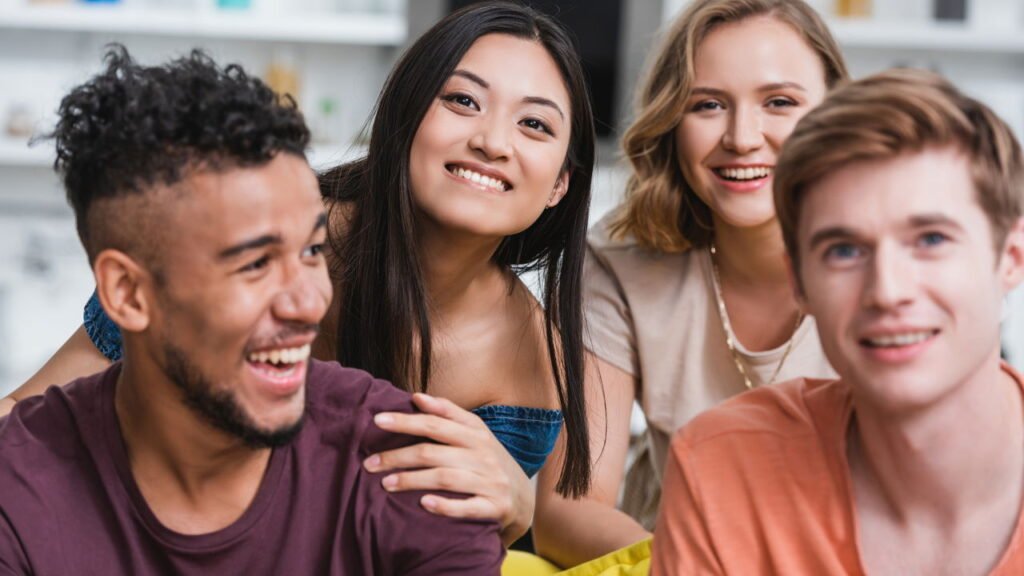 O que fazer quando falam mal de você? Veja estratégias eficazes