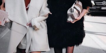 Bolsas menores conquistaram o mundo e você também vai querer uma