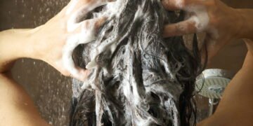 Banhos quentes no inverno! Como aproveitar sem prejudicar a pele e o cabelo