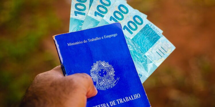 Confira o calendário de pagamentos do Abono Salarial PIS/Pasep 2025