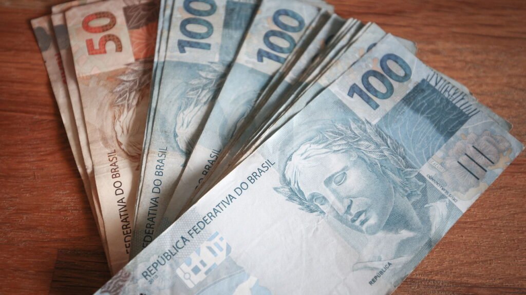 Você tem mais de 60 anos? Confira se tem direito a benefícios exclusivos