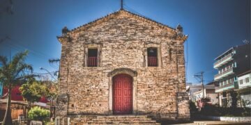 O destino místico de Minas que vai te surpreender com seus mistérios