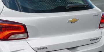 Chevrolet toma decisão inesperada e interrompe produção do Onix no Brasil