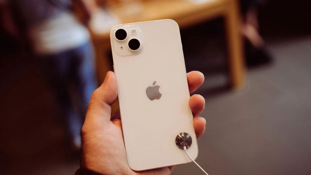 Qual o melhor iPhone custo-benefício de 2025? Descubra o modelo ideal
