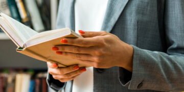 10 livros que vão mudar sua percepção sobre autoestima e autoconfiança!