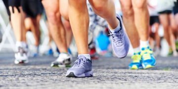Como escolher o tênis de corrida ideal para seu desempenho