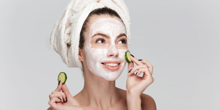 Menos produtos, mais benefícios! Como adotar o skincare minimalista - Estado de Minas - Em foco