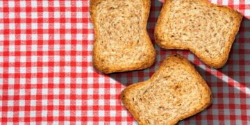 Emagrecimento e metabolismo saudável com torrada integral! Tudo o que você precisa saber
